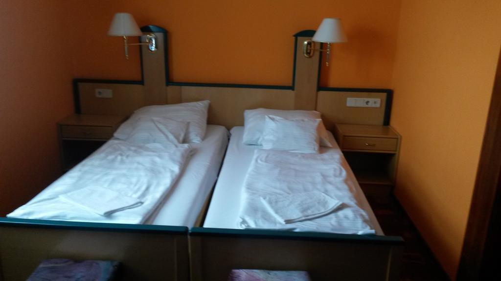 Bed and Breakfast Vénusz Panzió és Vendéglő Bagod Exterior foto